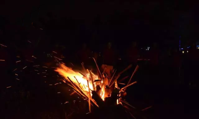 չӖ